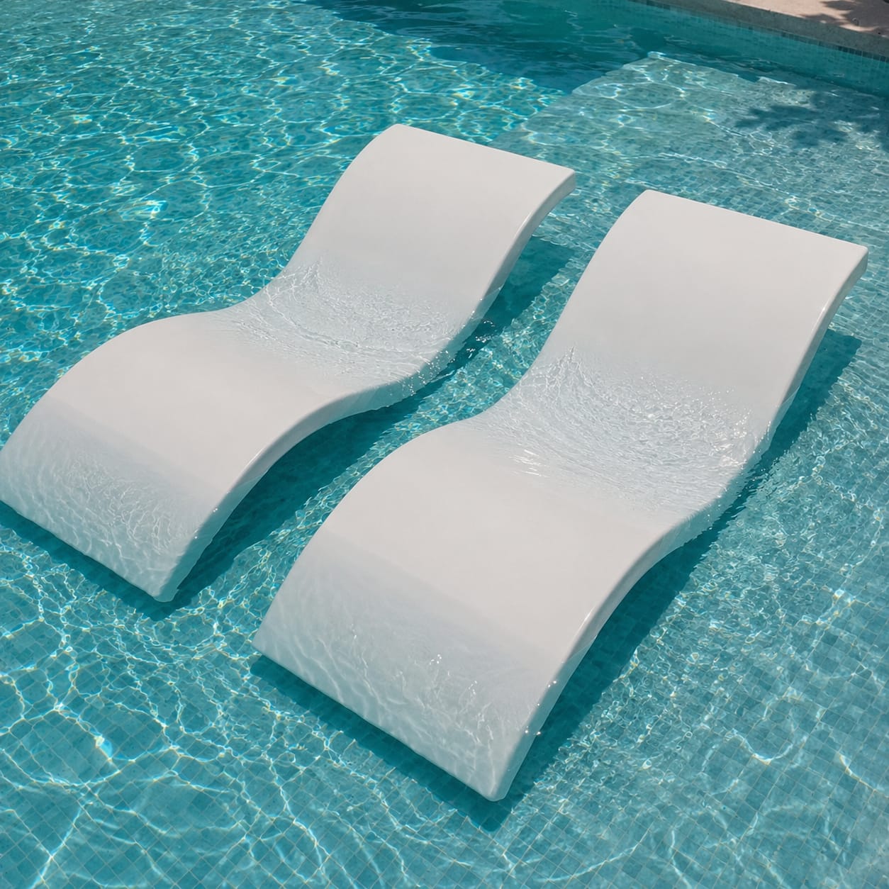 Ocean Infinity Lounger